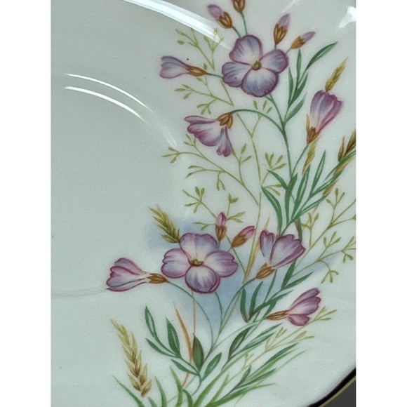 Royal Albert Flower of the Month Teacup in lady’s smock - Picture 4 of 10